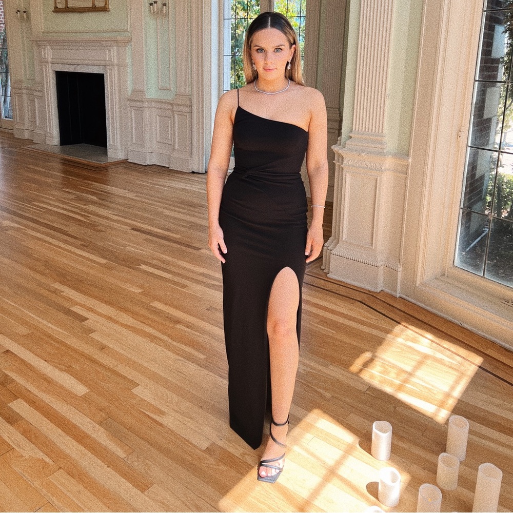 Nookie Lust One Shoulder Gown